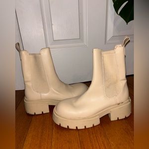 ASOS tan/off-white Chelsea boots in size 8